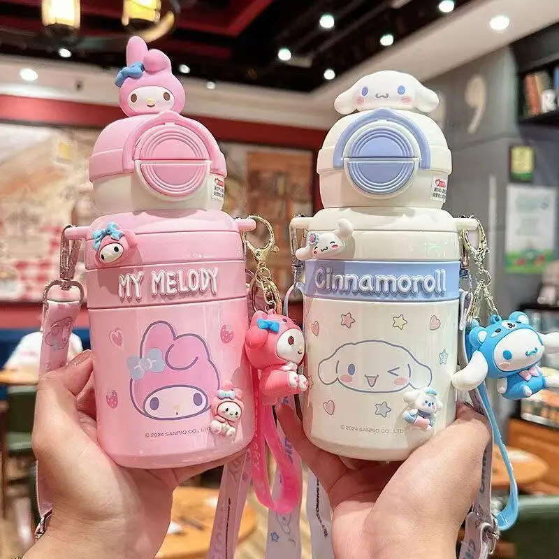 

Sanrio Kuromi My Melody Cinnamoroll Cup Чашка для холодных напитков Новый продукт Hit Product Kawaii Мультфильм на открытом воздухе Портативный кампус для взрослых