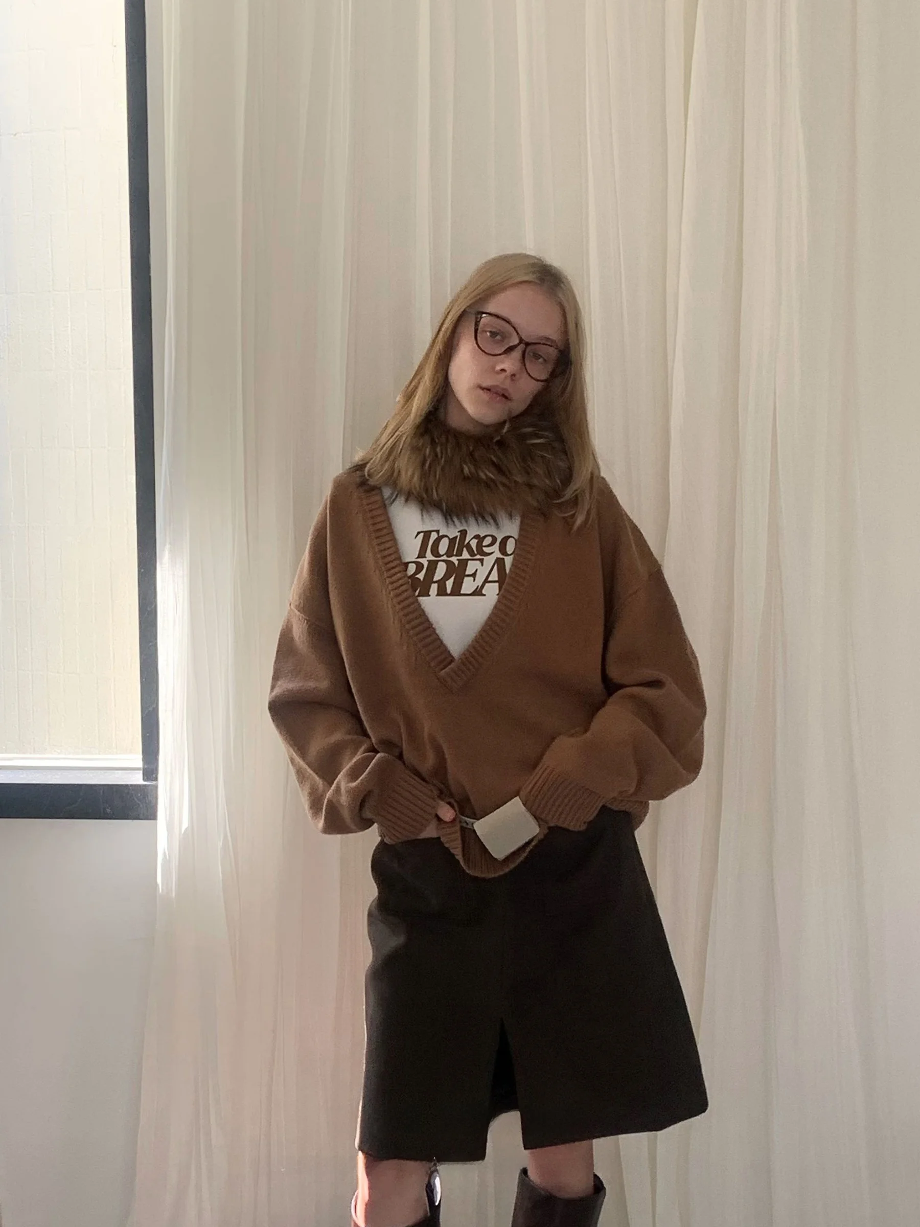 

Женская футболка JDE с белым буквенным принтом, прямого кроя, повседневный топ из смесового хлопка, удобная базовая модель