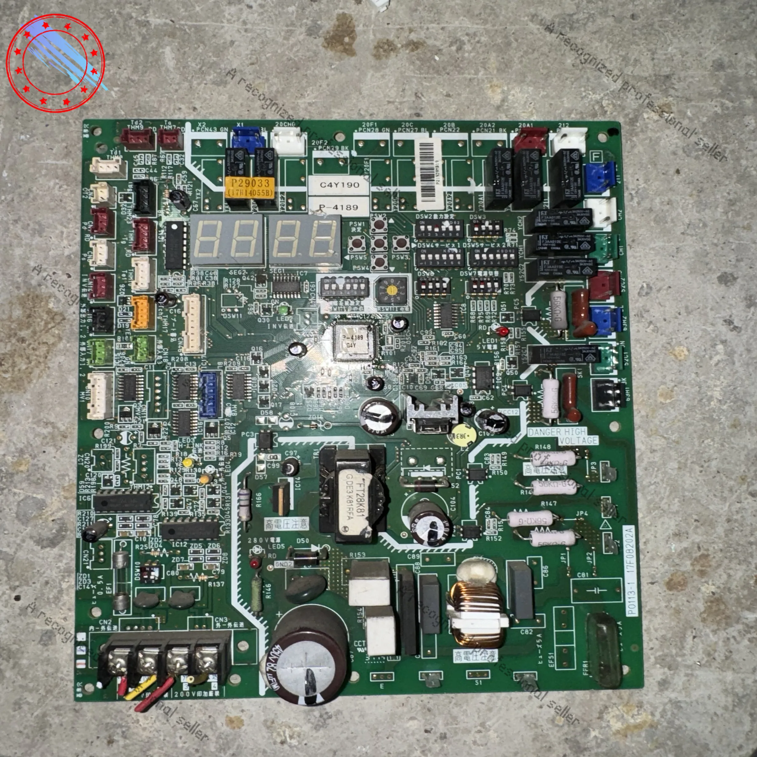 

Hitachi central air conditioning RAS-400/450FSN6Q frequency conversion computer board 17F08202A main board 17H14055B