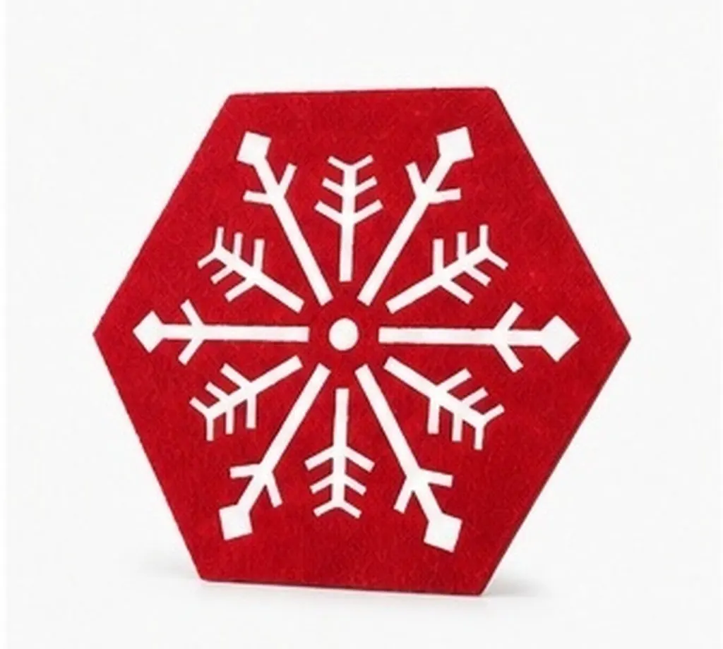 4Pcs Snowflake Christmas Placemats Hexagon Cloth Dinner Table Mats Wear Resistant Fade Proof Table Protection Decorative Place