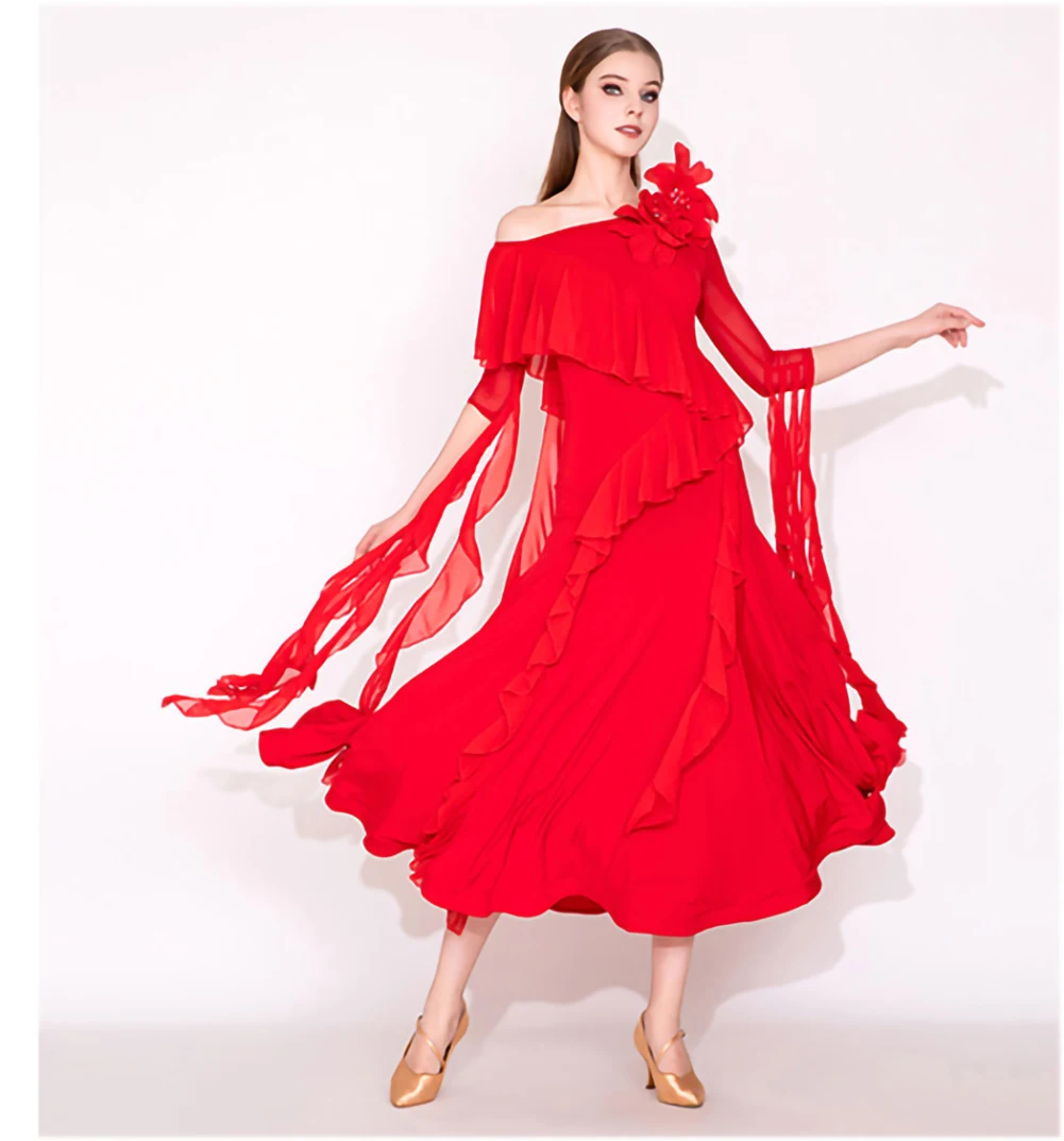 Ballsaal-Ärmel, Ballsaal-Tanz-Wettbewerbskleid, überkreuzte Schulter, moderner Tanz, gerüschtes schwarzes rotes Band, Guobiao Neu