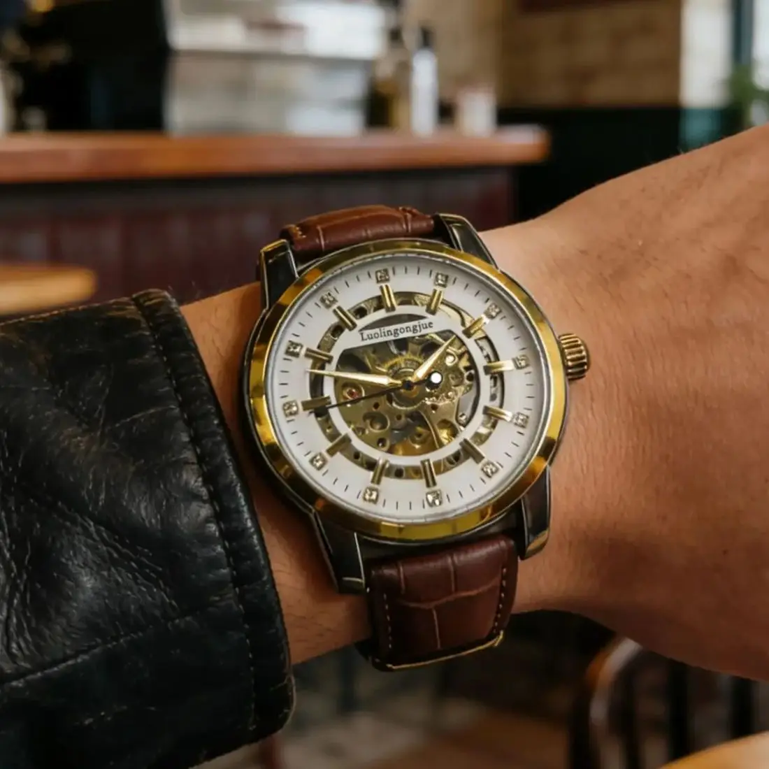 

[Automatic Mechanical Men's Watch] Fashionable, High-Looking, and Affordable Luxury Men's Automatic Mechanical Watch, Suitable for Business and Casual Wear, Stylish and Handsome Men's Watch Hot-Selling Watches Are the Preferred Gift for Young Men to Give 