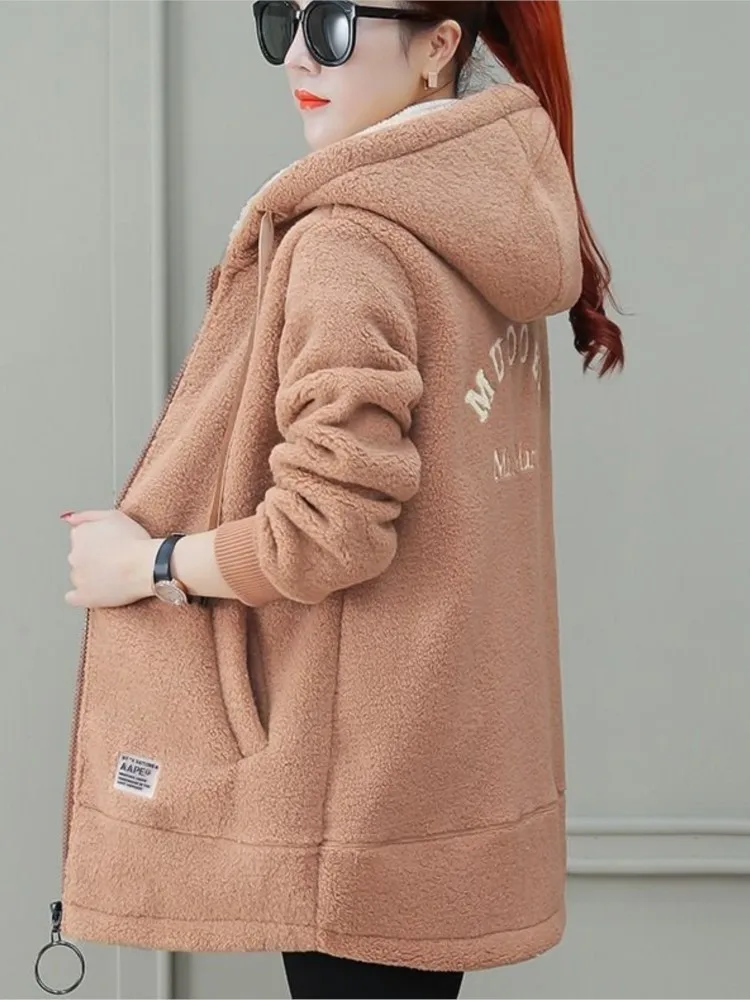 Autunno Inverno delle nuove donne foderate in pile ispessito giacca di media lunghezza stile versione coreana cardigan ampio top cappotti