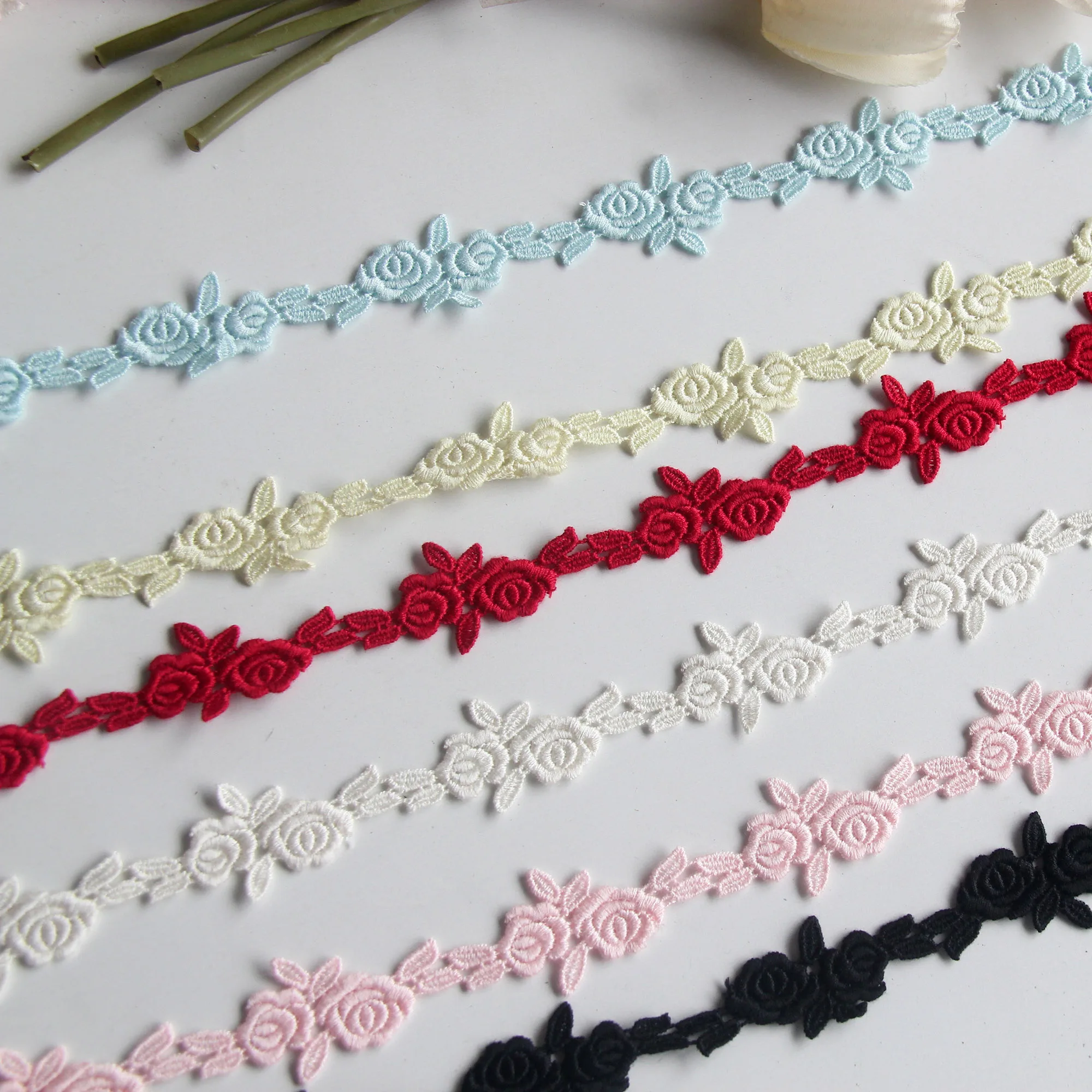 5Yards Silky cotton water soluble embroidery lace fine lace small rose skirt edge decoration clothes DIY accessories 1.5cm SC552