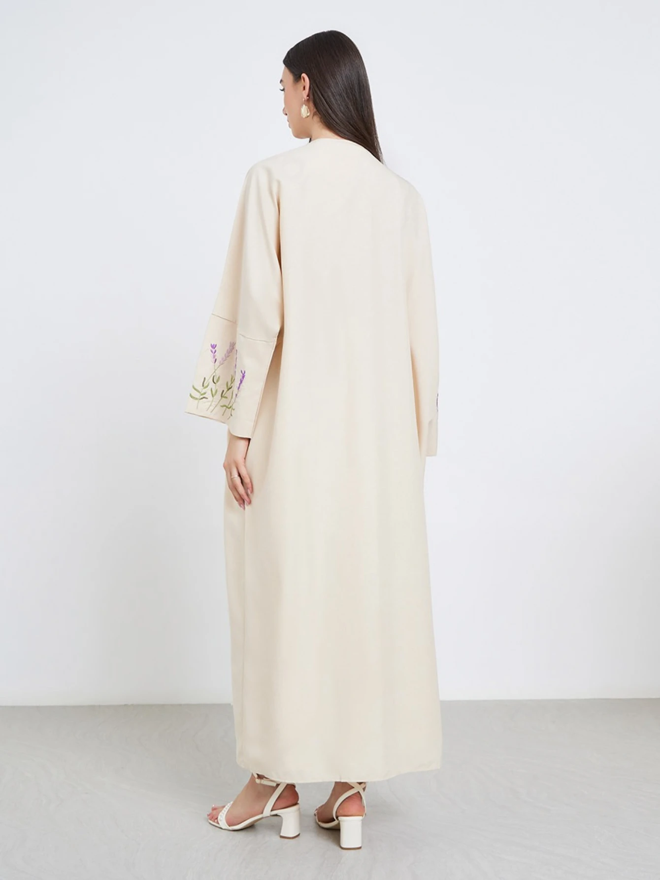Bestickte Blumen-Abaya mit Off – Embroidery Kaftan Bewertung und Preis