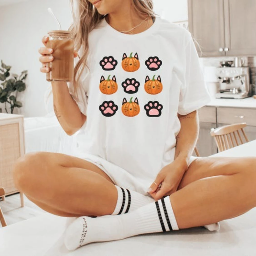 

Halloween Cat TShirt Pumpkin Cat Paw Prints Shirt Cute Black Cat Graphic Printed T-shirt Women Daily Life Casual Fashion Tee Top