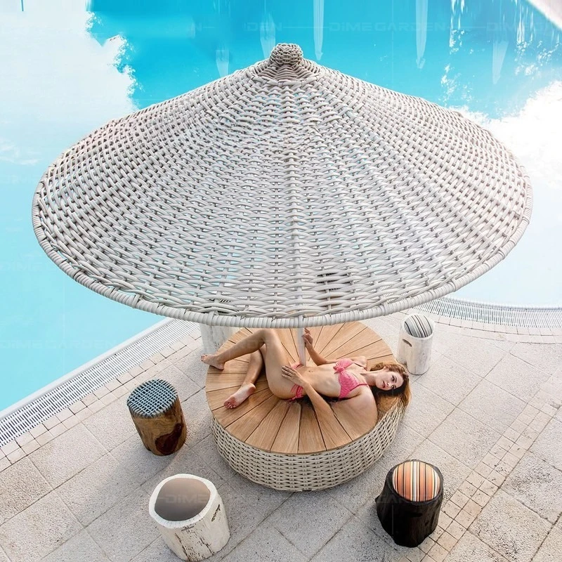Villa Bali sun umbrella, cover the courtyard of the bed and breakfast rattan outdoor live stream clock in the beach