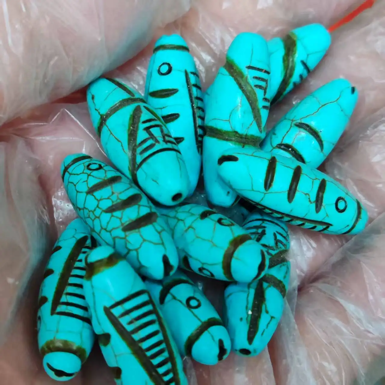 

1pcs/lot 30mm Turquoise Carved Beads Ancient Totem Tibetan Loose Beads for Bracelets and Necklaces Ethnic style Unisex