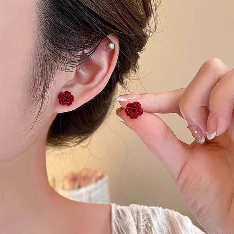 خمر الأحمر المينا زهرة أقراط صغيرة للنساء الفرنسية الحلو لطيف هندسية شخصية ثقب القرط مجوهرات الزفاف