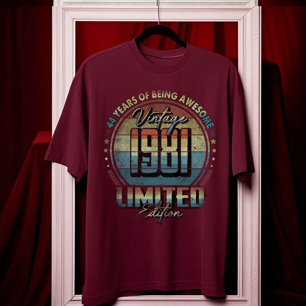 44년간 멋진 빈티지 44번째 생일 셔츠 빈티지 1981 셔츠 여름 코튼 티셔츠 그래픽 티셔츠 캐주얼 스타일