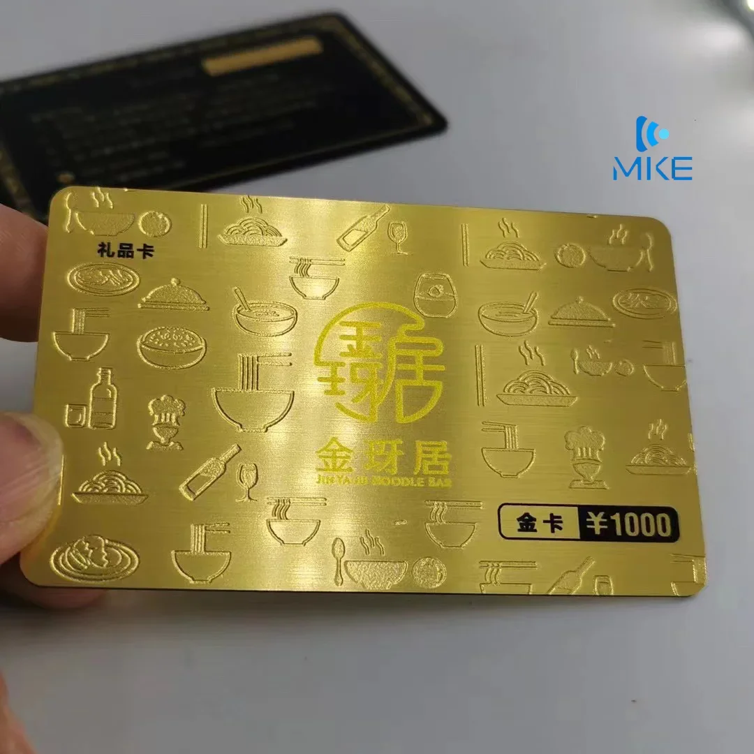 

Роскошные матовые золотые бизнес-подарочные карты из ПВХ с затонутой текстурой