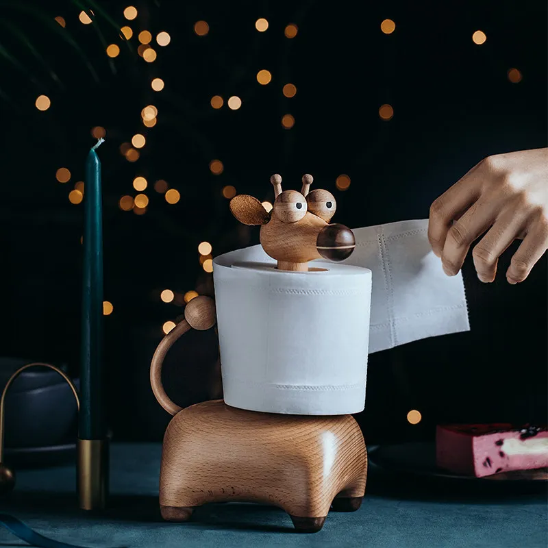 Cute decorative ornament giraffe solid wood kitchen tissue holder, housewarming gift roll holder
