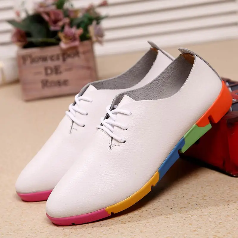 2023 New Flat Shoes Women\'s Shoes Plus Size Leather Flats Women\'s Sports Shoes Nurse Peas