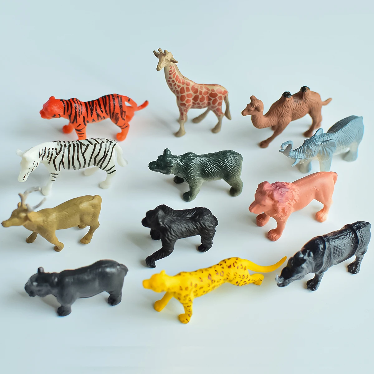 12 mini ensembles d'animaux sauvages simulés |   Jouets cognitifs interactifs parent-enfant |   Enseignement de la maternelle |   Ornements décoratifs |   Cadeaux d'été pour fête d'anniversaire pour enfants |   Lion, Tigre, Chameau, Éléphant, Léopard, Hippopotame, Zèbre, Orang-outan