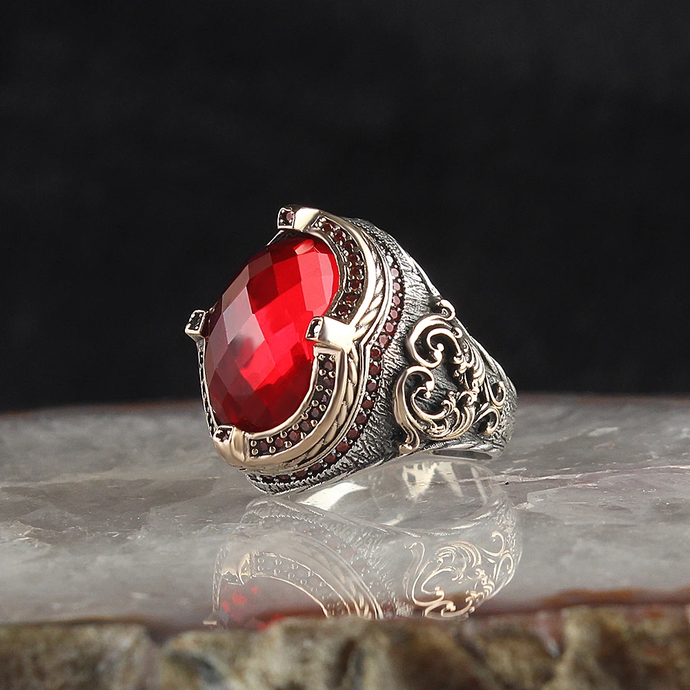 Detailed Workmanship Crystal Cut Red Zircon 925 Sterling Silver Men 'S Ring