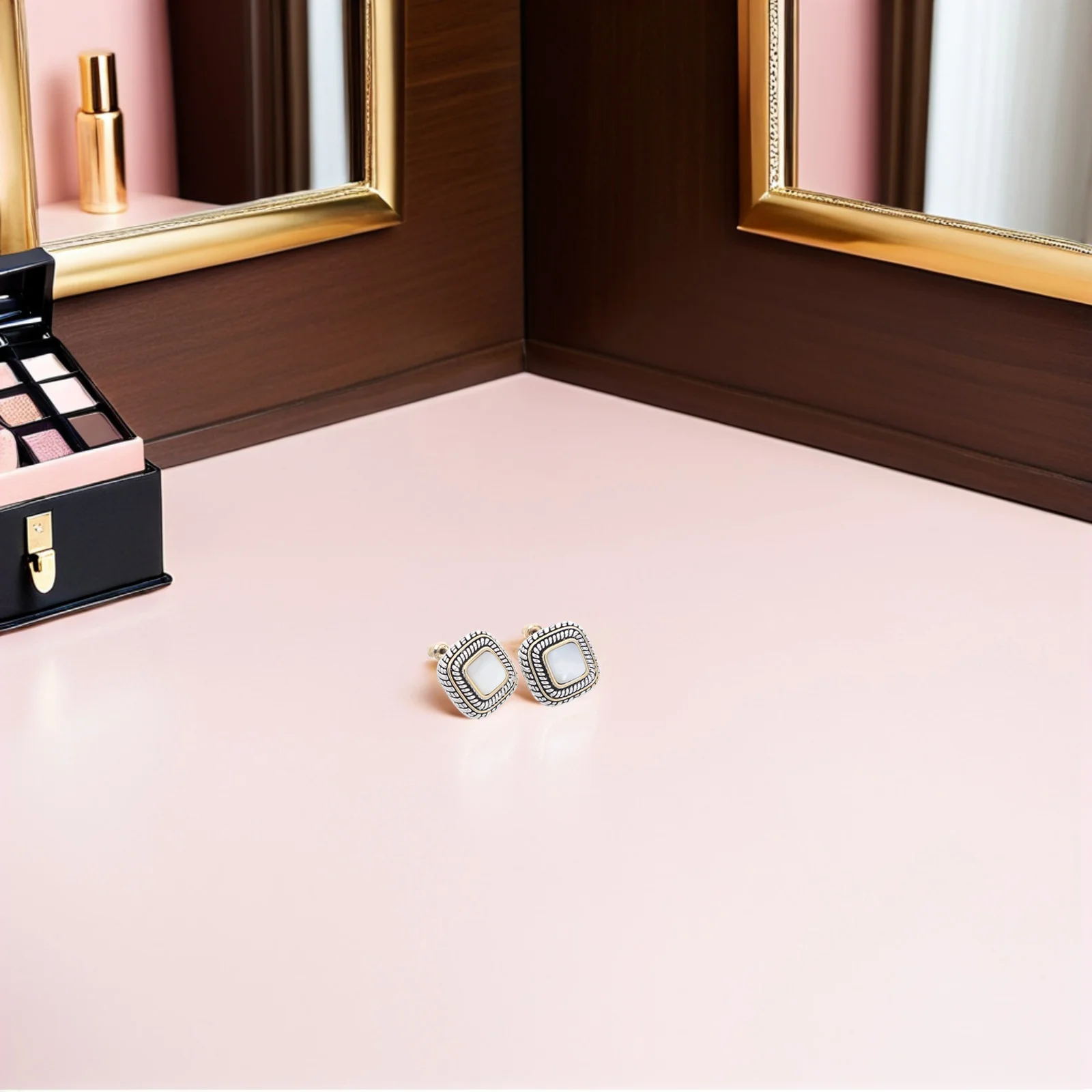 

2pcs Baroque Shell Of Pearl Stud Earrings Chunky Vintage Statement Jewelry For Women Trendy Lightweight Daily Wear Artistic