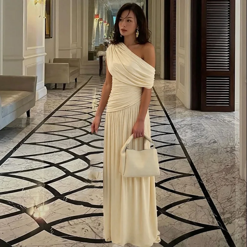 

Summer New Arrival Fashion Sexy Slanted Neckline Pleated Irregular Solid Color Dress Hot Sale In Europe And America