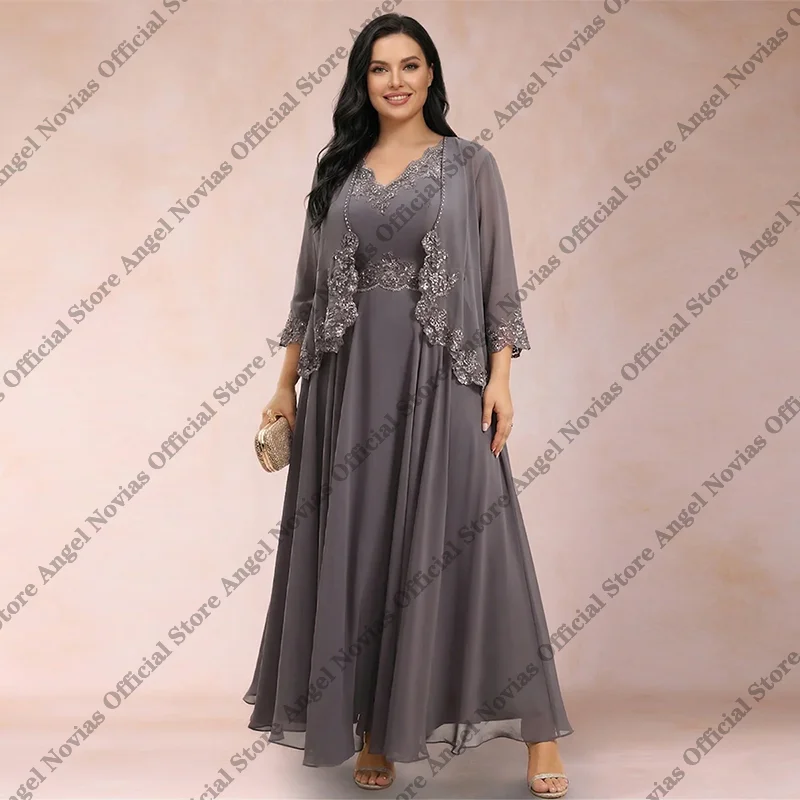 Plus Size Mother Of…