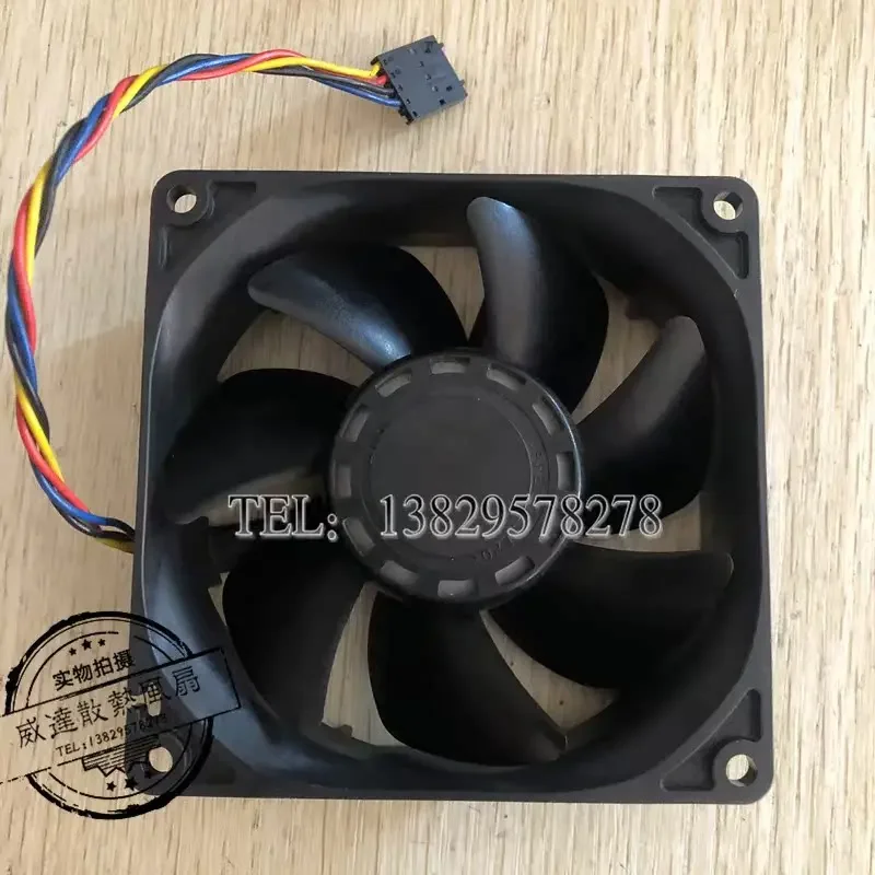 SANYO DENKI 9G0912P2G031 DC 12V 0.88A 90x90x32mm 4-Wire Server Cooling Fan