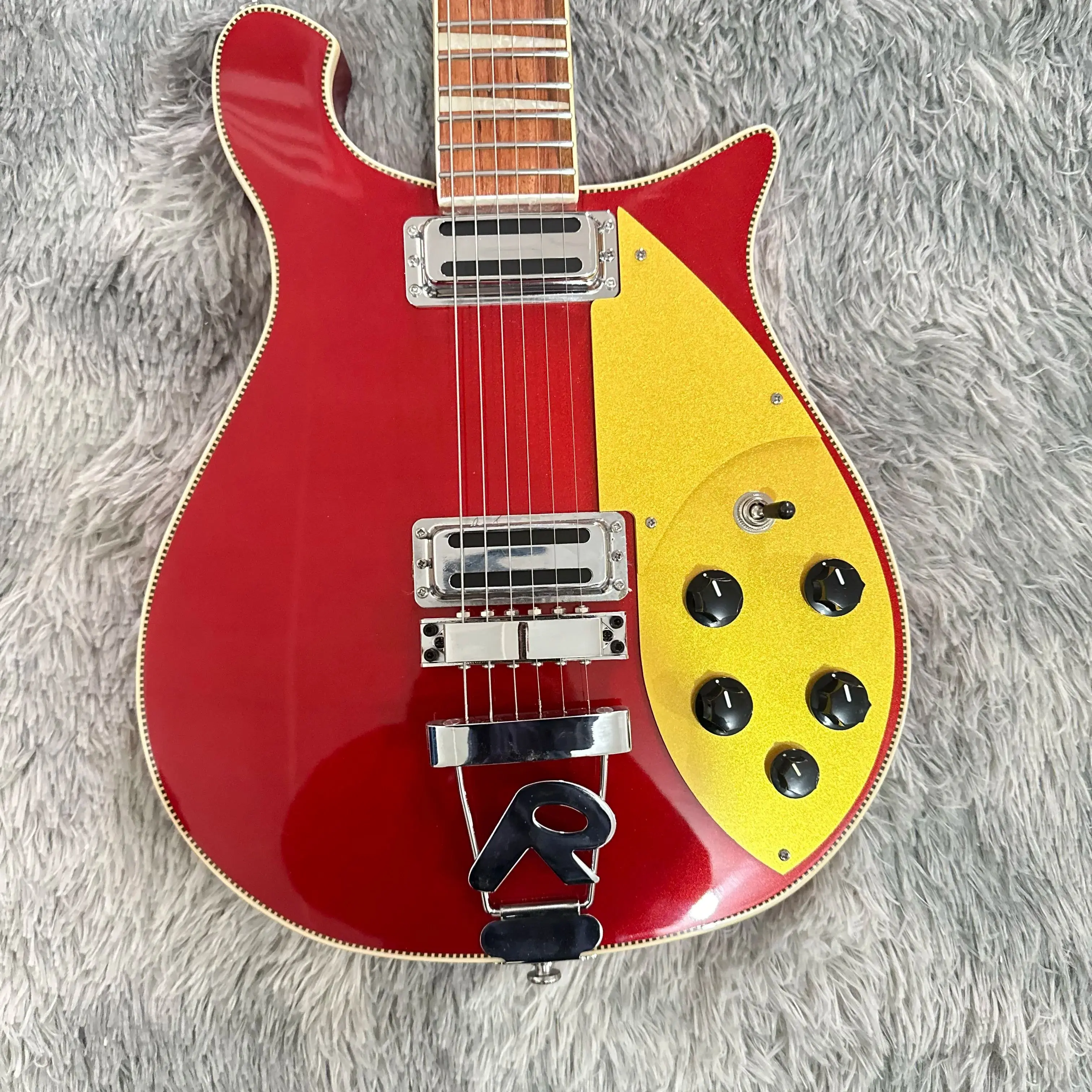 Custom 6-String Ele…