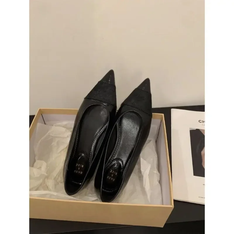 Spitze Zehen Frauen Slipper schwarz braun weiß lässig Panto letten Schuhe neue 2024 Mode flachen Slip auf niedrigen flachen Absatz Party Kleid Schuhe