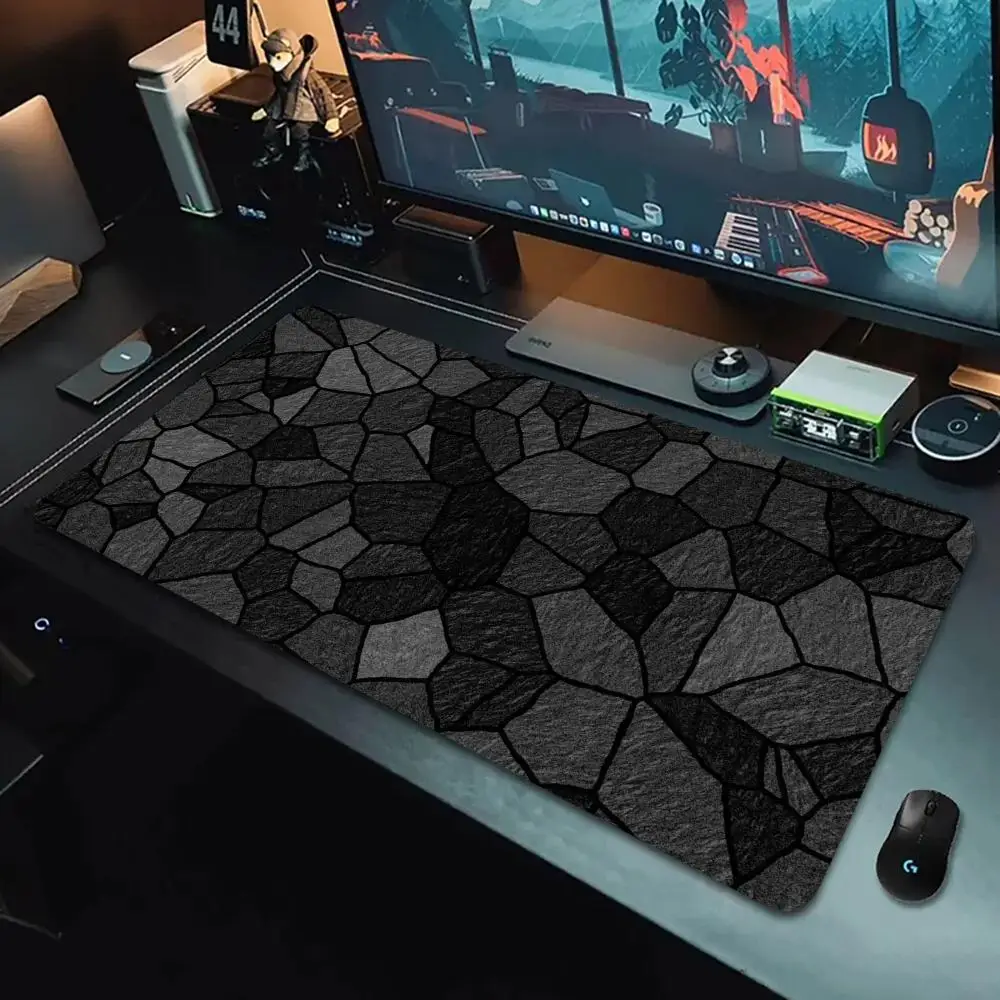

Black irregularly patterned mousepad, high-definition printed rubber, anti-slip and washable computer game accessory