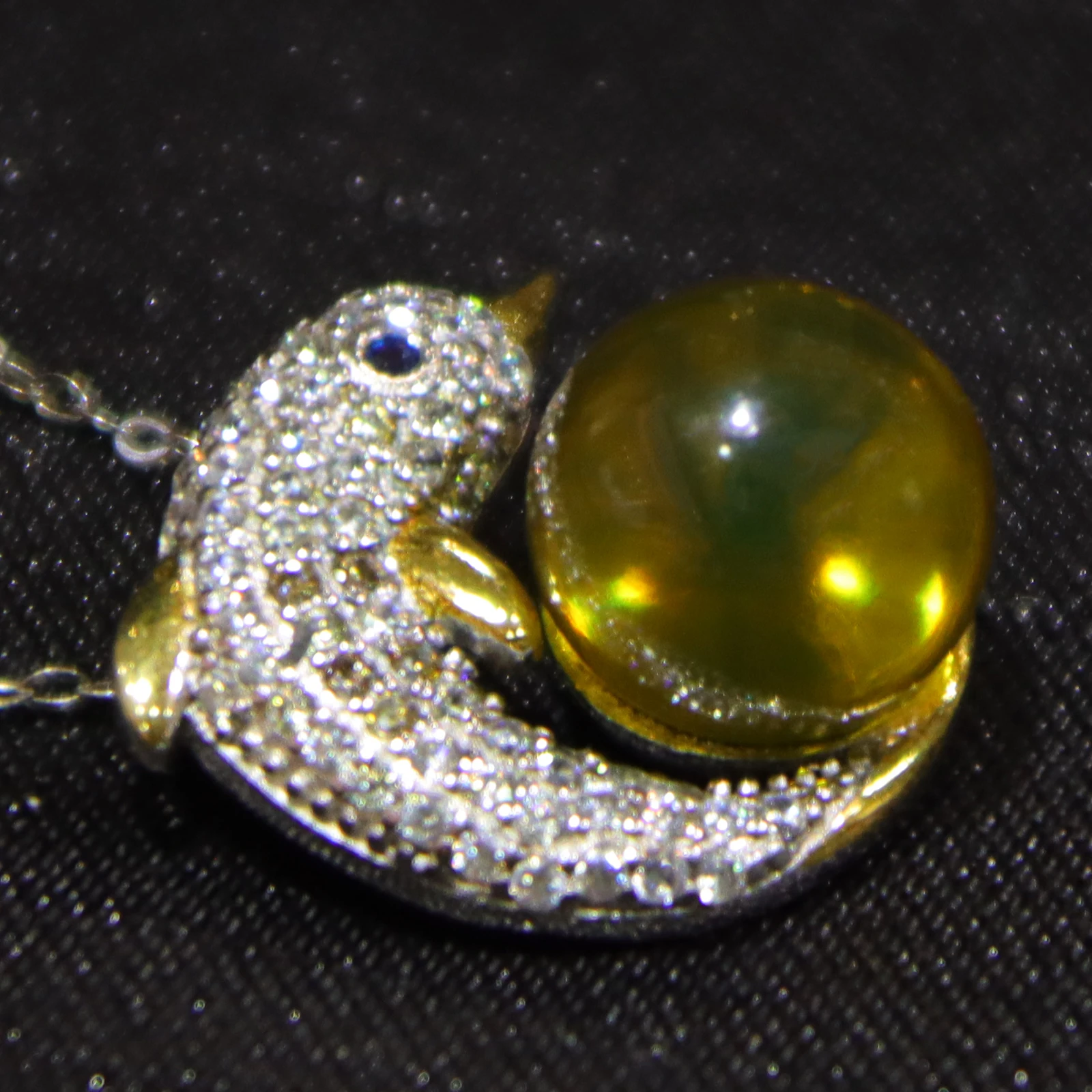 Pure Silver Setting Natural Amber Mexican Blue Amber Dolphin Pendant 10mm Bead