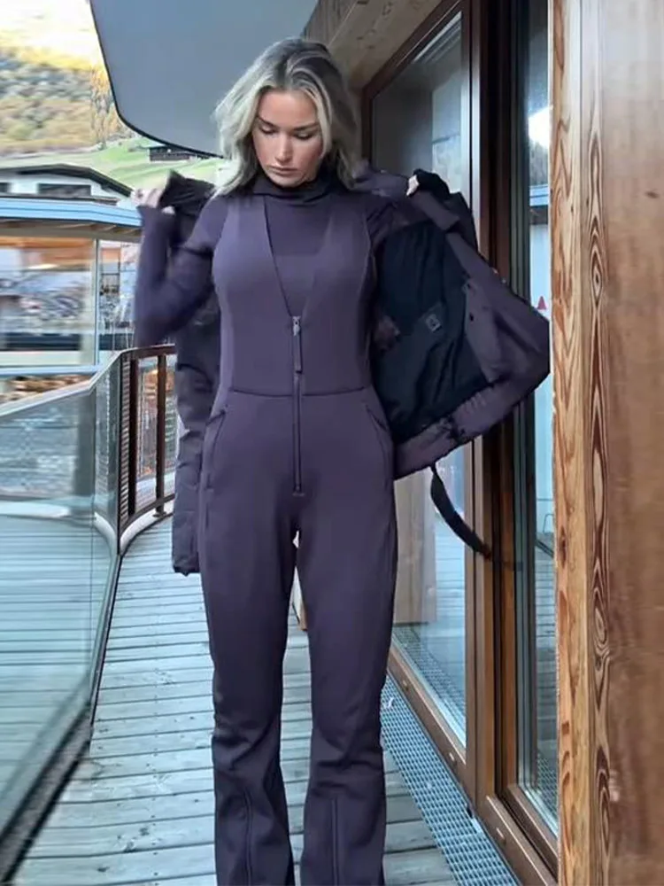 ชุดสกีแบบจั๊มสูทแฟชั่นสำหรับผู้หญิง กันลม แขนกุด ซิป ทรงเข้ารูป รุ่นใหม่ ฤดูใบไม้ร่วง ฤดูหนาว 2025 ชุดสโนว์สูทแบบออลอินวัน