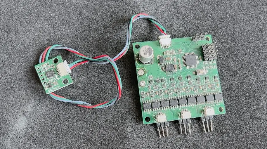 

AlexMos BGC 3.52 3-осевой бесщеточный контроллер подвеса Simplebgc с интеллектуальным датчиком для EVVGC FPV Gimbal PITCH ROLL YAW control