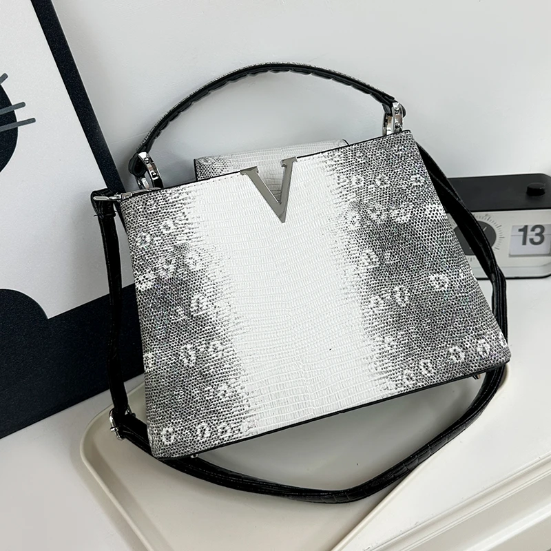 

Противоугонная сумка через плечо для женщин, офисные прогулки с полиуретановым материалом, скрытый карман, водостойкая поверхность, удобная одежда