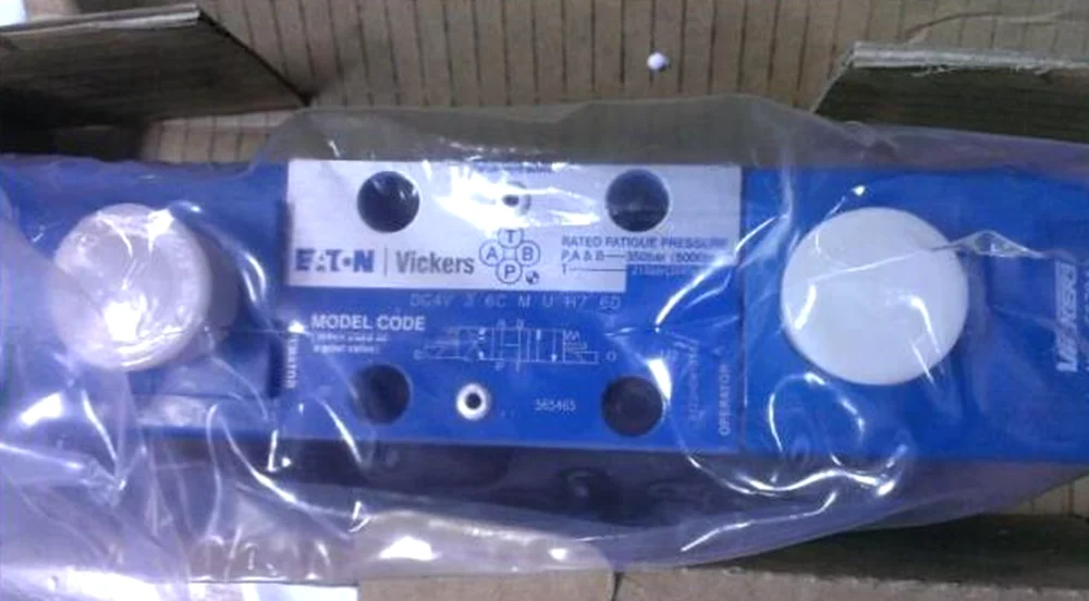 

NEW VICKERS DG4V-3-2N-M-U-H7-60 Directional Control Valve