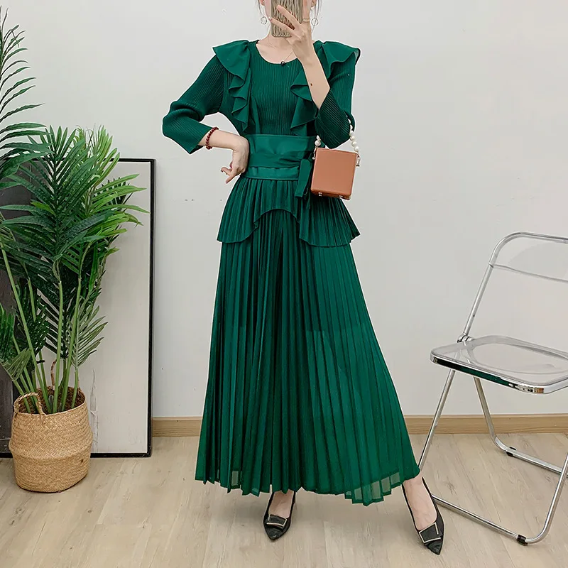 Pleated Temperament Fashion Suit 2024 Autumn New Women's New Lotus Leaf Lace Top Wide Leg Pants Two-piece Set