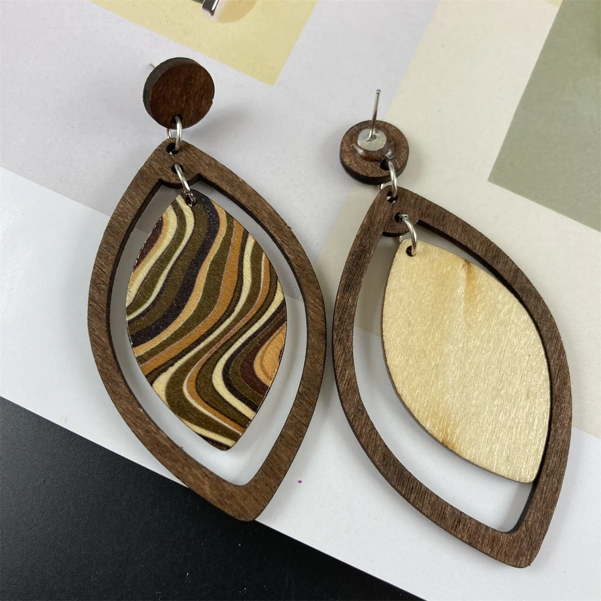 Bohemian Long Water Waved Pattern Wooden Earrings for Women Ethnic Style Vintage Elegant Female Jewelry Party Casual Accessory