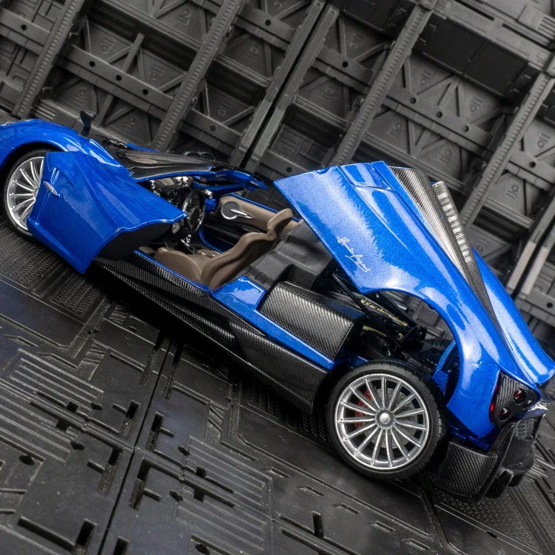 1:24 Pagani Huayra legering racemodel auto decoraties collectie, deuren en achterkap kan worden geopend vakmanschap
