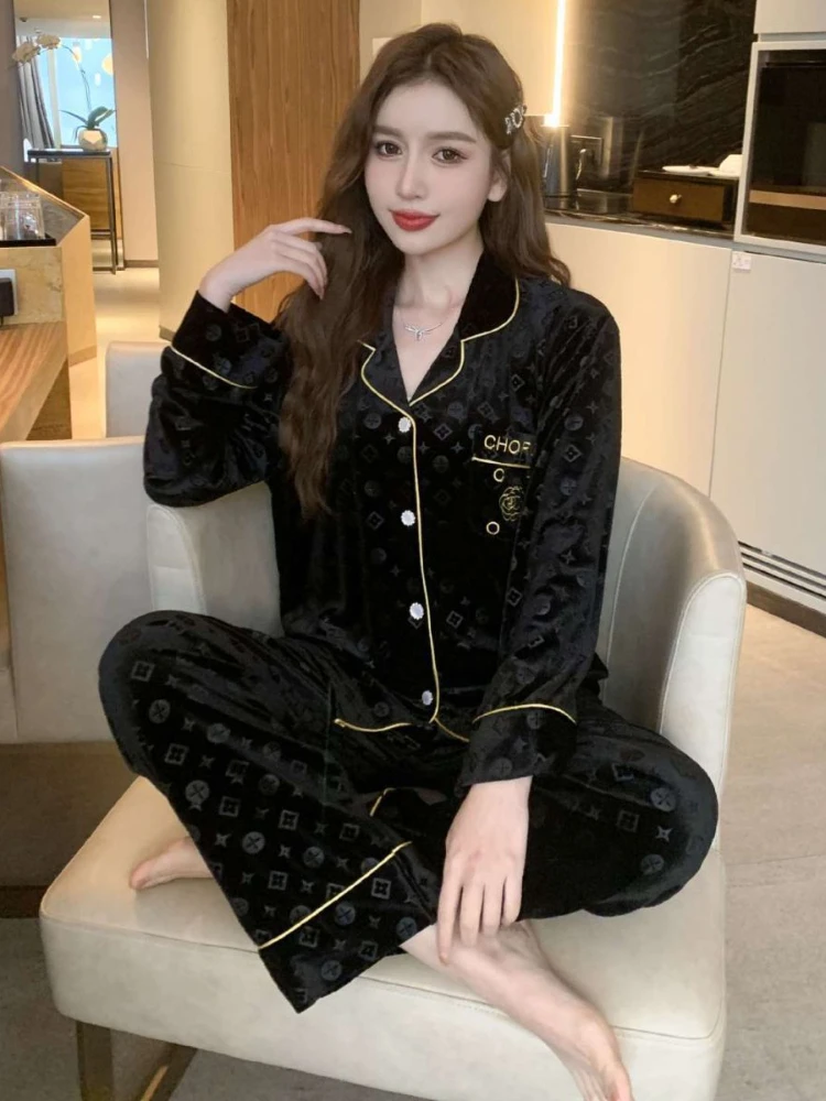 High Quality Gold Velvet Pajamas Women\'s 2024 Spring Autumn New Korean Red Embossed Plus Size Fashion Couple Home Clothes