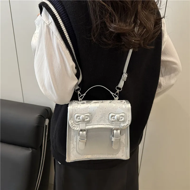 New autumn 2025 backpack for women fashionable and casual hand-held Korean student bag luxury design