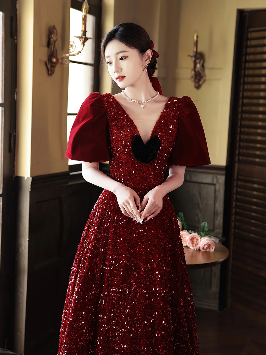 

Легкое роскошное винно-красное вечернее платье для женщин, высококачественные вечерние платья с v-образным вырезом и блестками, элегантные длинные платья для выпускного вечера с короткими рукавами