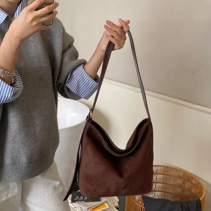 

Элегантная женская сумка-тоут из высококачественной кожи: классический, популярный, повседневный, простой, винтажный, модный стиль