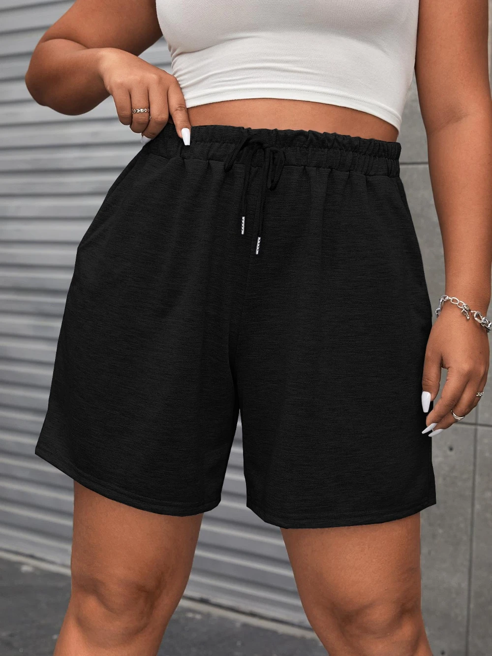 Shorts deportivos casuales de color liso para mujer de talla grande, ideales para estar en casa y viajar. Pantalones cortos deportivos de corte holgado y elegantes