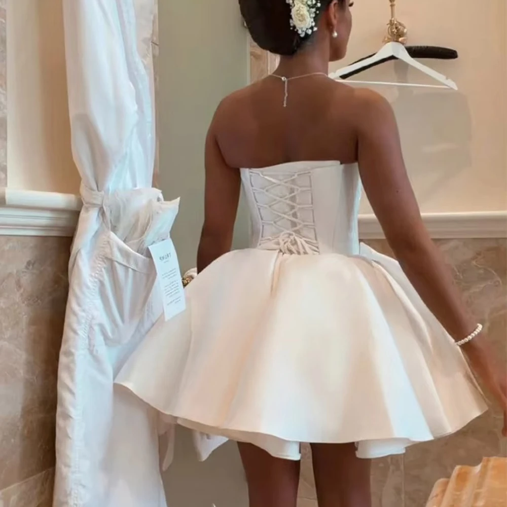 Modern White Short Wedding Dress With Embroidery Cape Satin A-Line Mini Bridal Gown Strapless Reception Party Vestidos For Bride