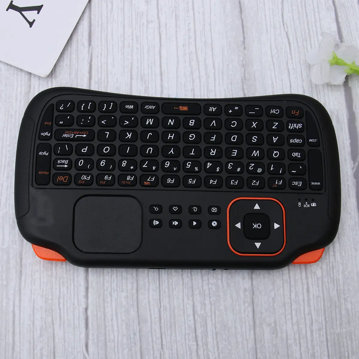 2.4ghz Wireless Mini Keyboard Black 83 Keys Touchpad Intelligent Flip Sleep Mode Pc Box Xbox360 Htpc Fly