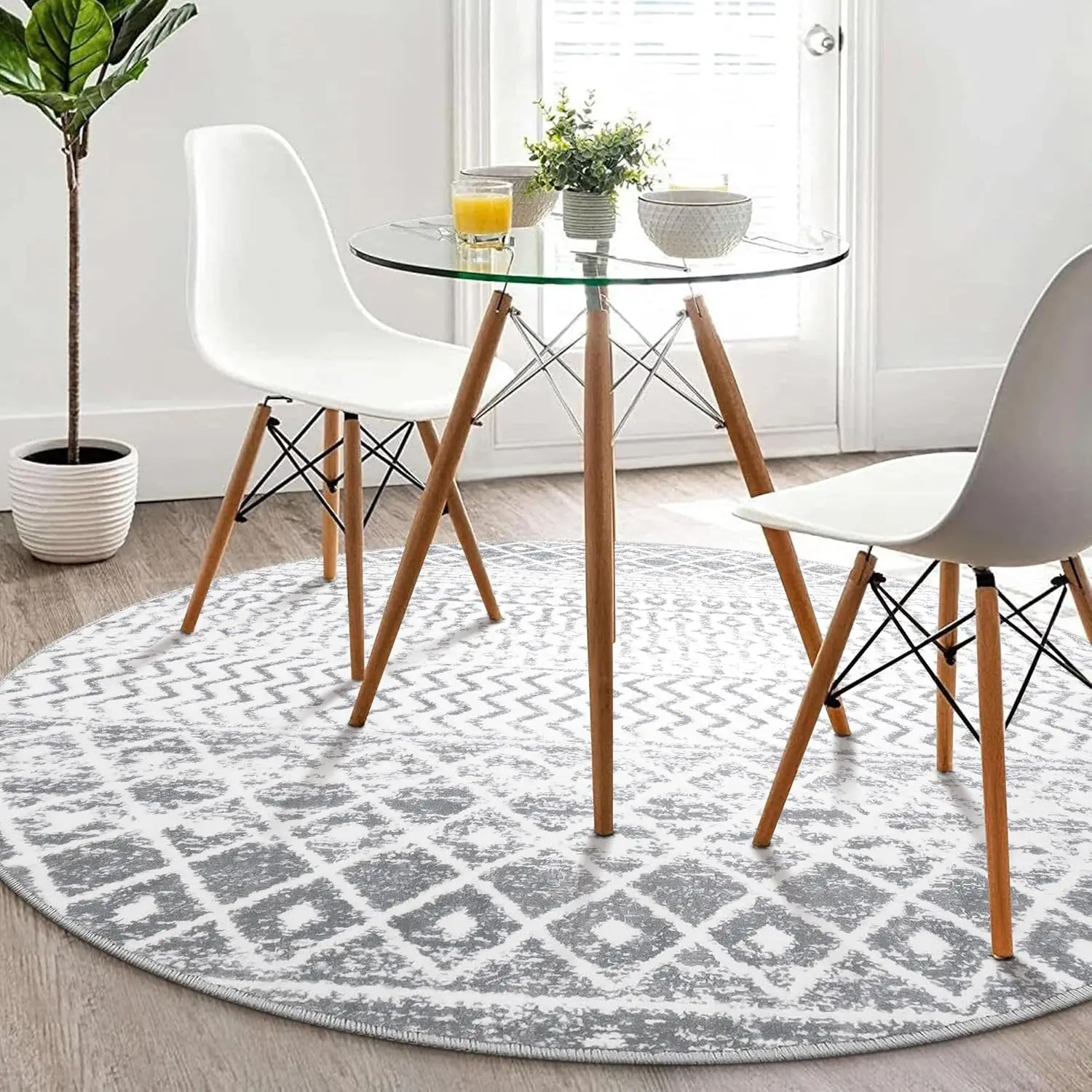Gray Geometric Pattern Round Rug Modern Tribal Diamond Chevron for Contemporary Space