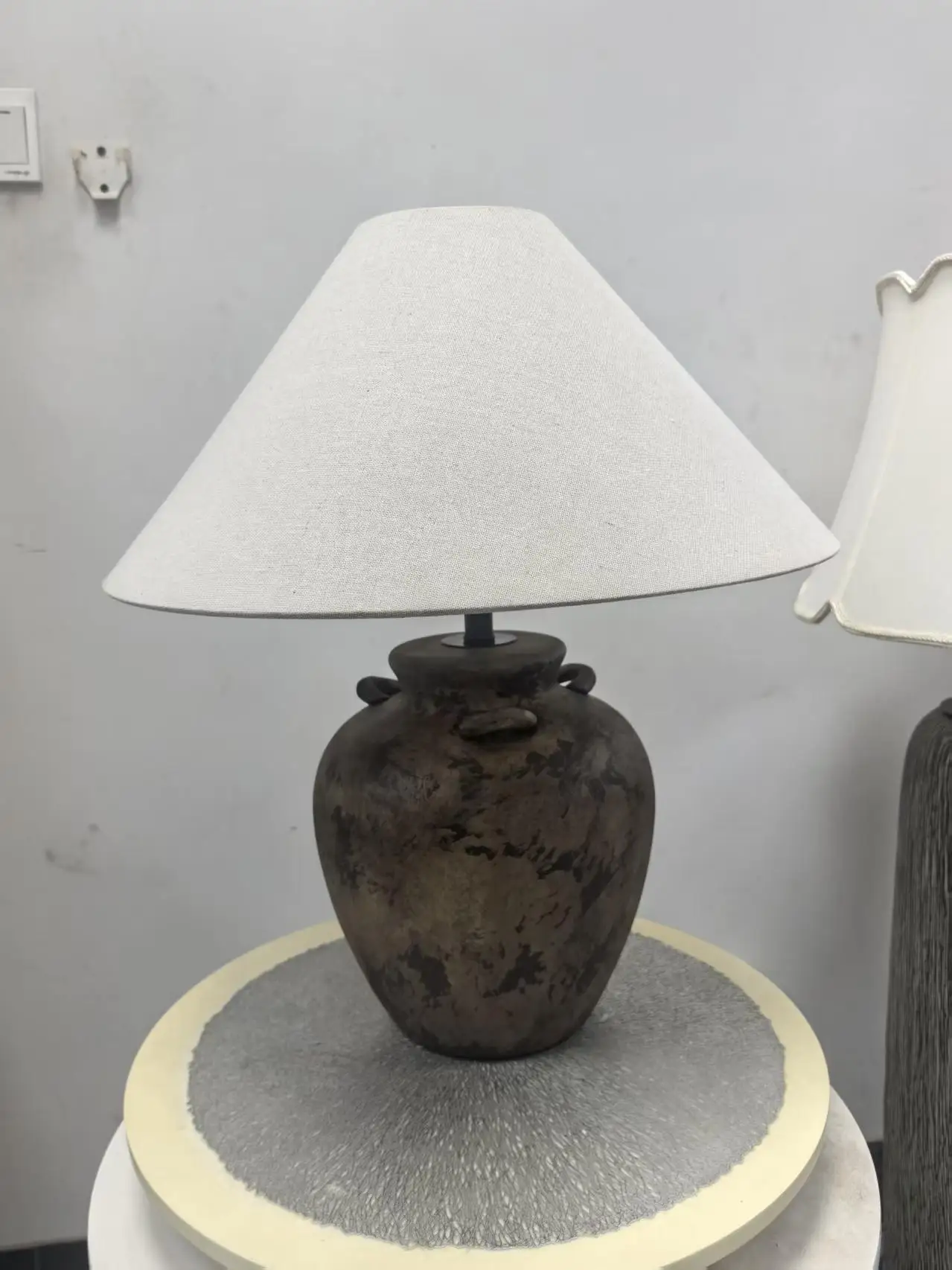 Wabi-sabi Style Ceramic Table Lamp Retro Design Fabric Shade For Bedroom Bedside Living Room Side Cabinet Vintage Decoration