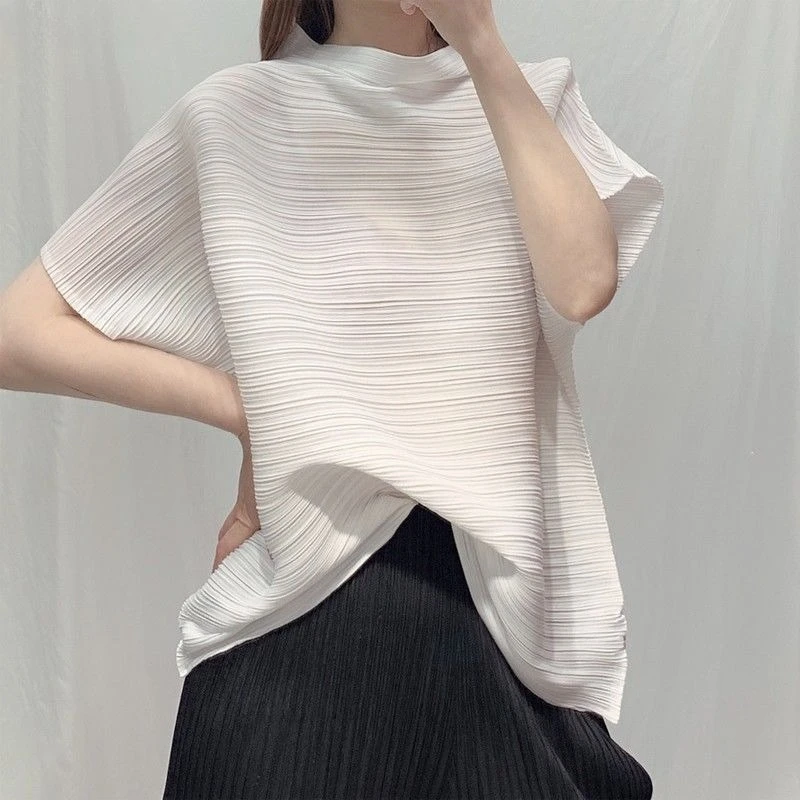 T-shirt Small Stand Up Collar Women's 2026 Spring New Style Loose and Slimming Fashionable Short Sleeved Top