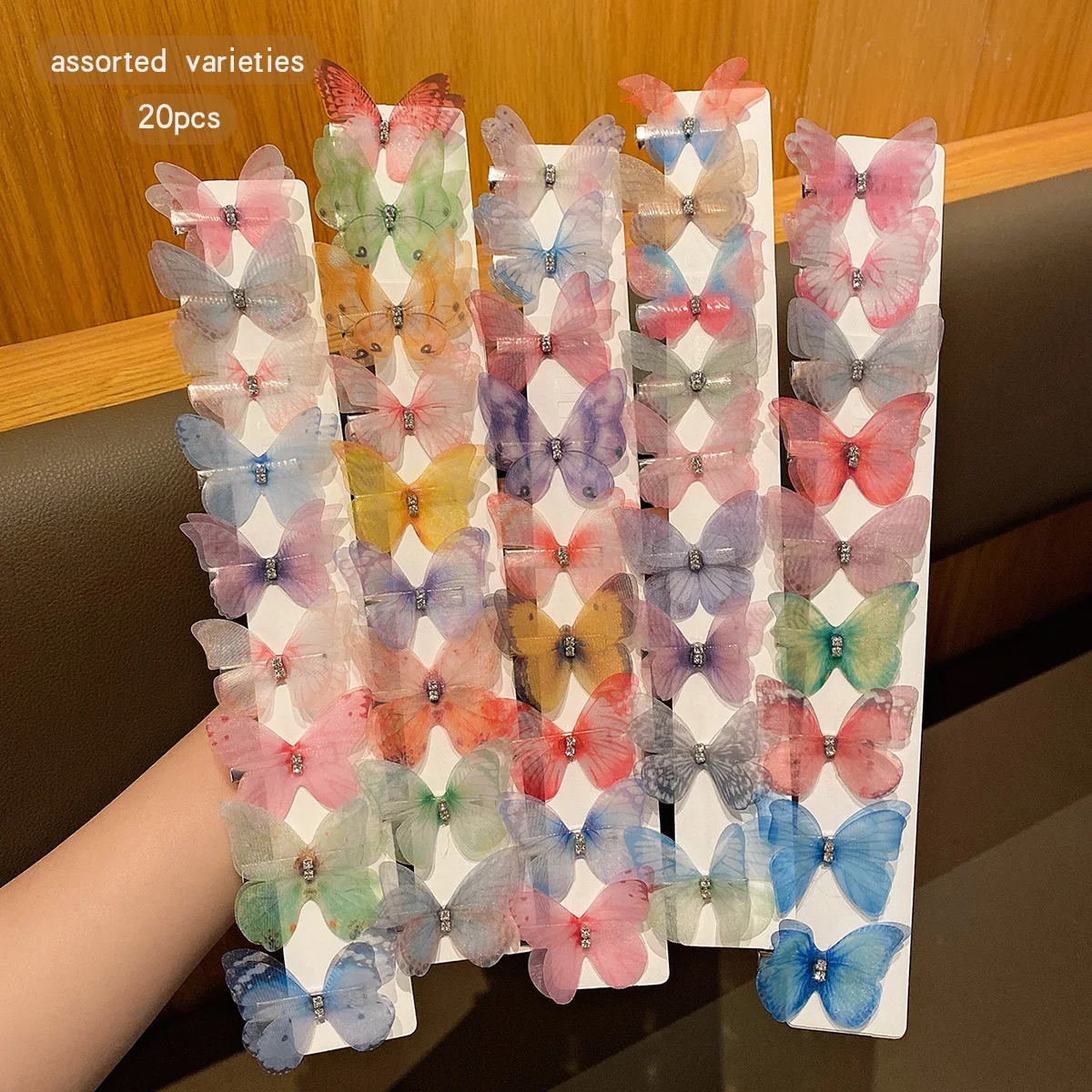 20 colorful random butterfly hair clips, sweet and cute hair accessories suitable for daily use