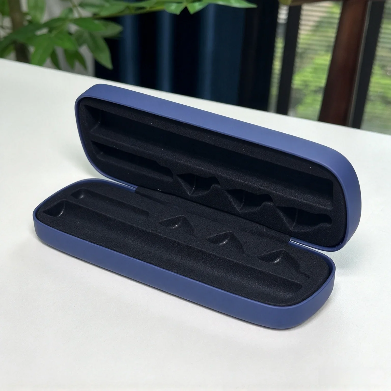 Portable Insulin Pen Case Hard Shell Diabetic Insulin Pen Storage Box Travel Protective Holder for Insulin Injection Pen