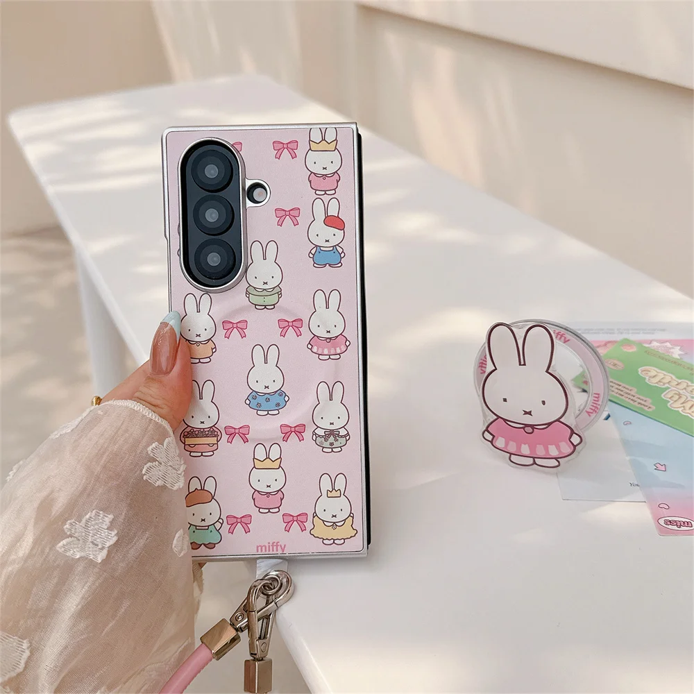 Urocze różowe etui magnetyczne z króliczkiem Miffy do Samsung Galaxy Z Fold 8 7 6 5 Fold 6 Fold 5 6 7 z podstawką Magsafe i łańcuszkiem — zdjęcie produktu 2