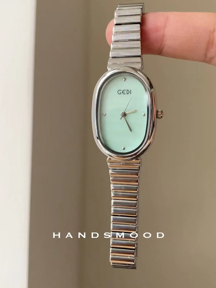 

Women's watch Mint Mambo Green Fritillary Oval Simple Fashion Romantic Elegant Temperament Ladies Watch