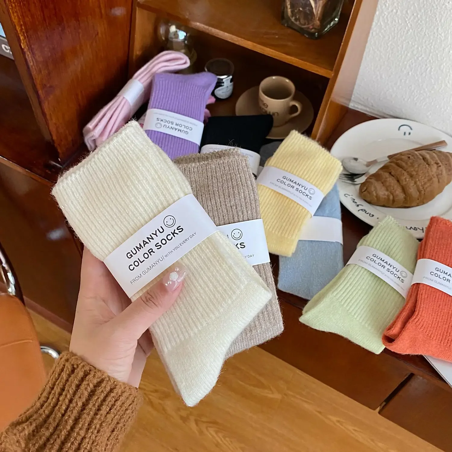 Solid Color Socks for Children, Korean Style Mid Tube Socks, Autumn and Winter with Thick Fleece for Warmth, Japanese Retro Long