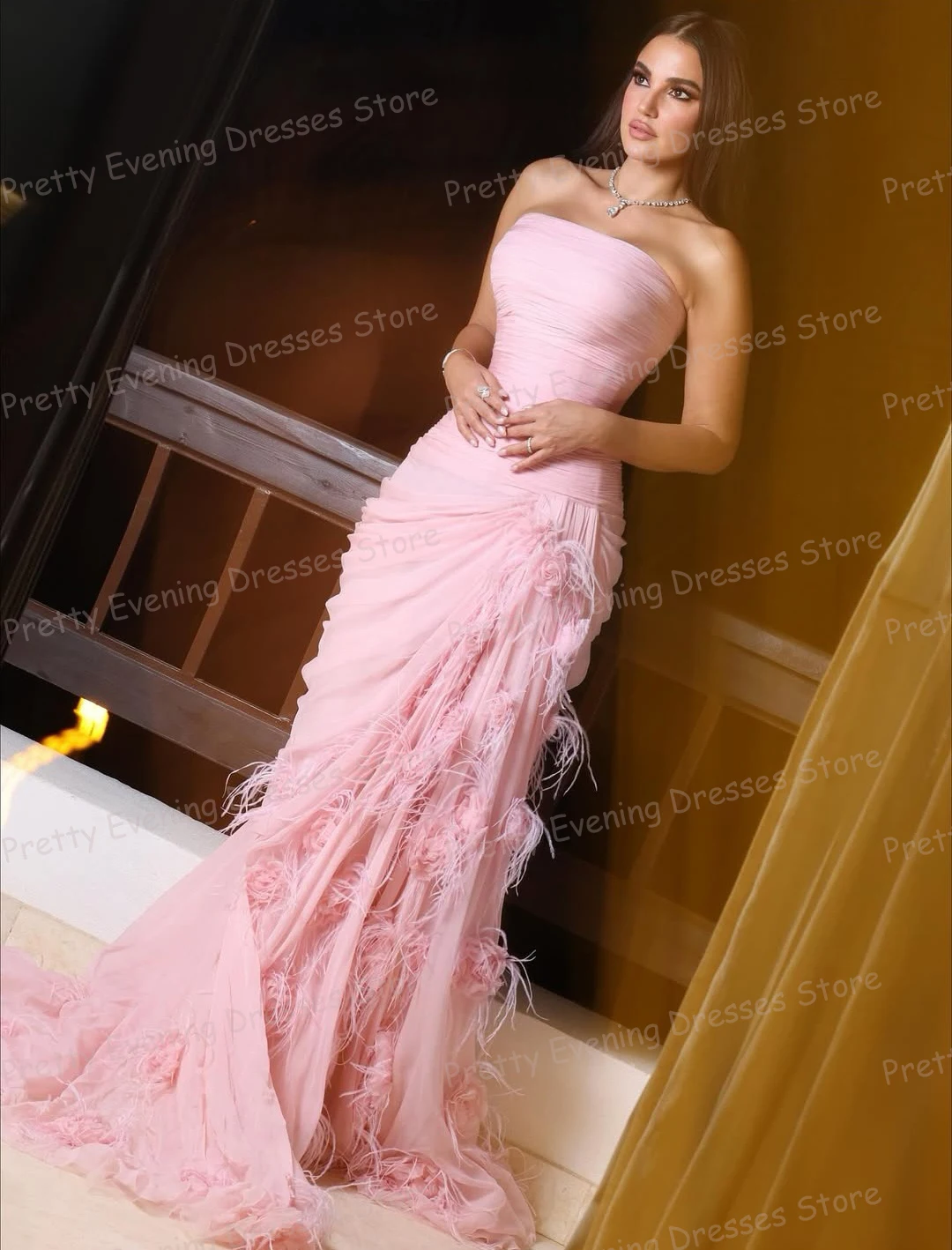 ชุดราตรีสีชมพูทรงเมอร์เมดสุดหรู ประดับระบายขนนก ชุดออกงานพรอมสำหรับผู้หญิง สามารถสั่งตัดได้ แบบไม่มีแขน แฟชั่นสำหรับงานปาร์ตี้ ชุดเดรสเจ้าสาว